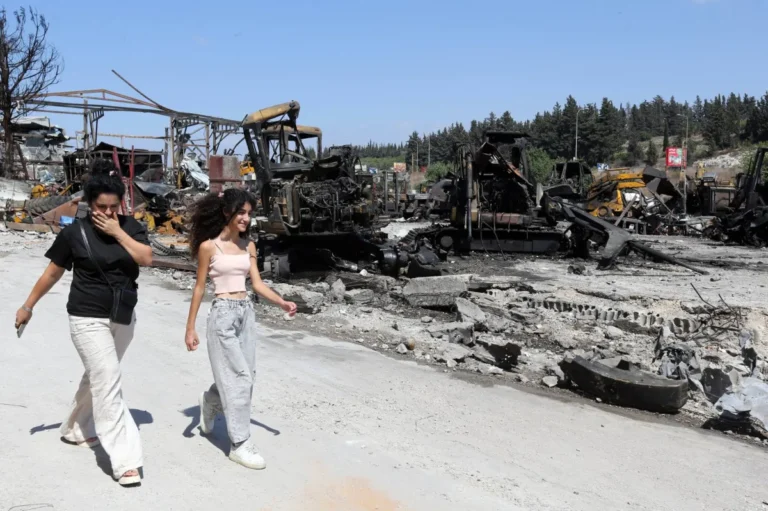 إسرائيل تضغط بالنار على لبنان