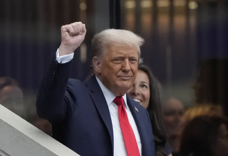 ترمب يؤكد استعداده لفرض عقوبات جديدة على روسيا