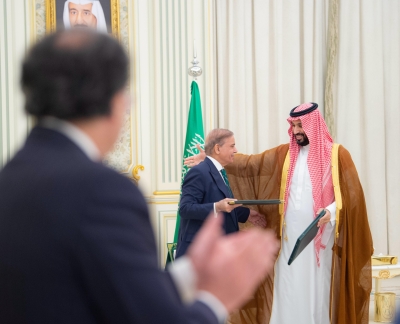 شهباز شريف: رؤية ولي العهد دعامة لوحدة العالم الإسلامي