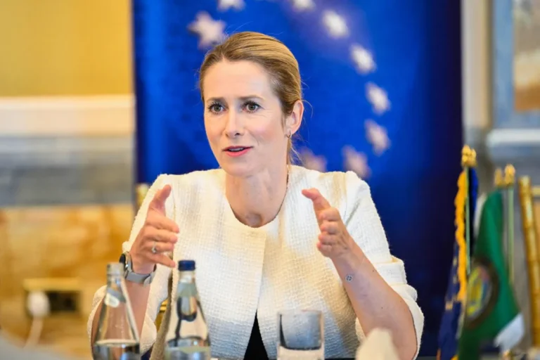 الاتحاد الأوروبي يرغب في المشاركة بالسلطة الانتقالية في غزة