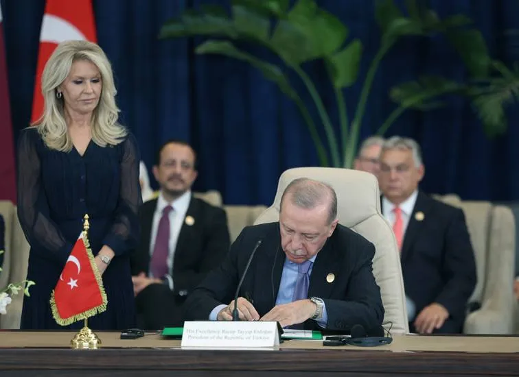 إردوغان يطالب بعقوبات على إسرائيل لوقف انتهاكاتها في غزة