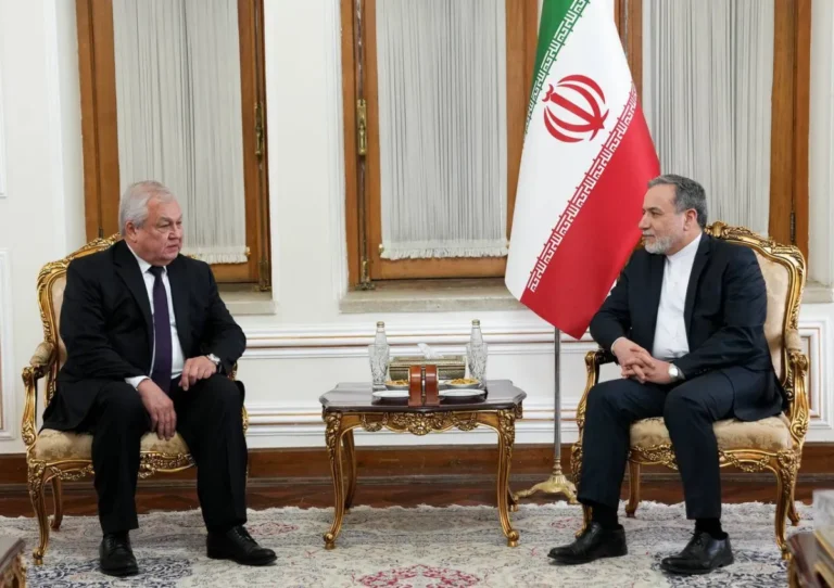 موسكو تجدد دعم طهران في إيجاد حلول لأزمة برنامجها النووي