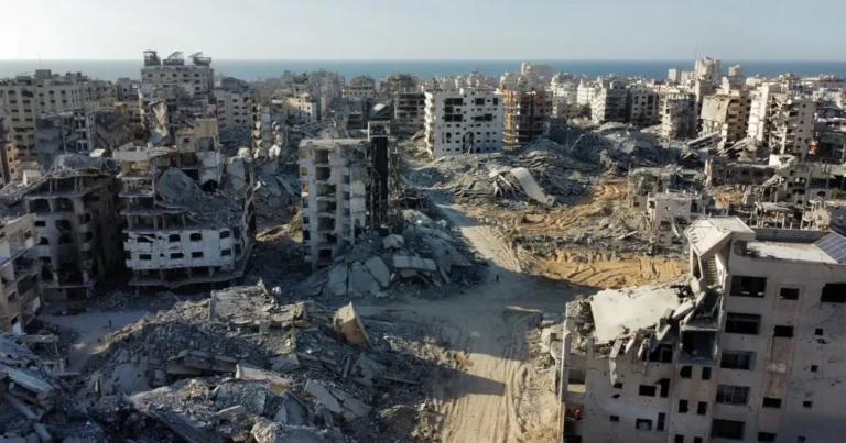 الفصائل الفلسطينية تتفق على تسليم غزة إلى مستقلين تكنوقراط