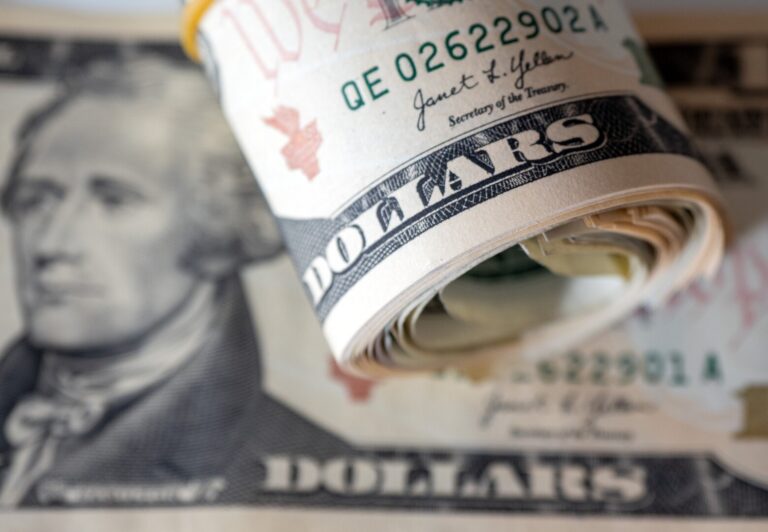 وزير الاستثمار السعودي: صناديق استثمار سعودية جسور لاستقطاب استثمارات العالم إلى سوريا