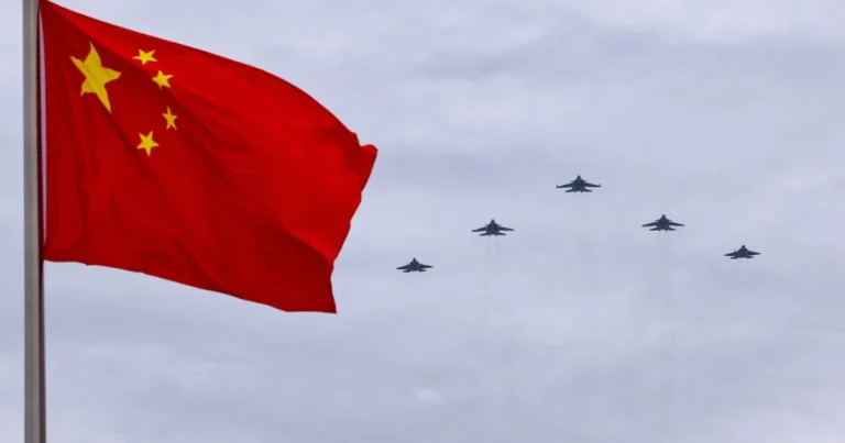 طائرة J-20S الصينية تغيّر قواعد اللعبة في مواجهة أميركا