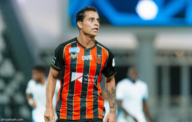 الزوراء.. 4 نجوم مروا على الأندية السعودية