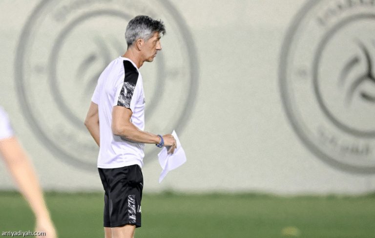 ألجواسيل: حمد الله وعدلي لن يشاركا.. وأخطاء الصغار عطّلتنا