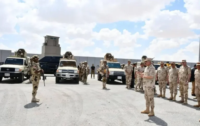 «صفقة الغاز» ورقة ضغط إسرائيلية لتحجيم الانتشار العسكري المصري بسيناء