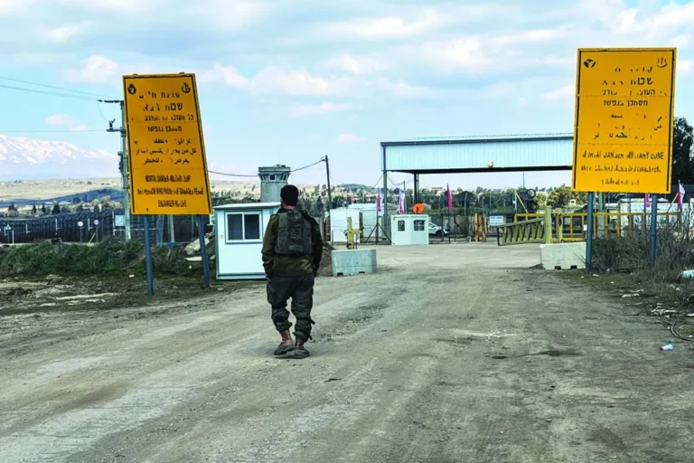 قوات إسرائيلية تتوغل في قرى بريف القنيطرة السورية