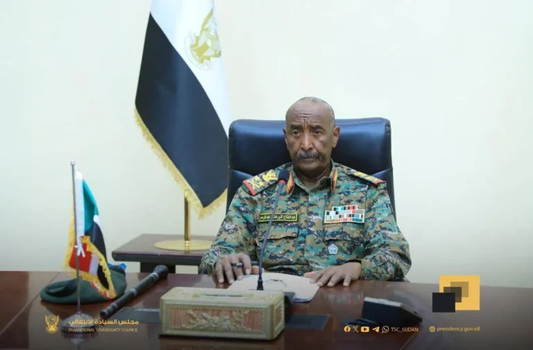 مجلس الأمن السوداني يرحب بمبادرات السلام ويواصل التعبئة
