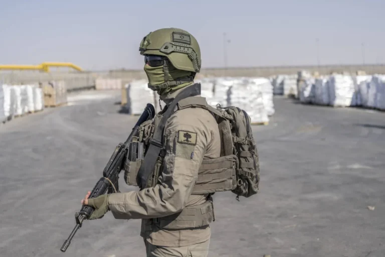 وزيرة الخارجية البريطانية تدعو لفتح جميع معابر غزة