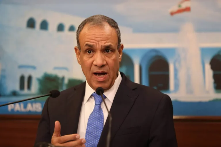 لبنان يدخل منطقة التجاذب الإسرائيلي – الإيراني حول سلاح «حزب الله»