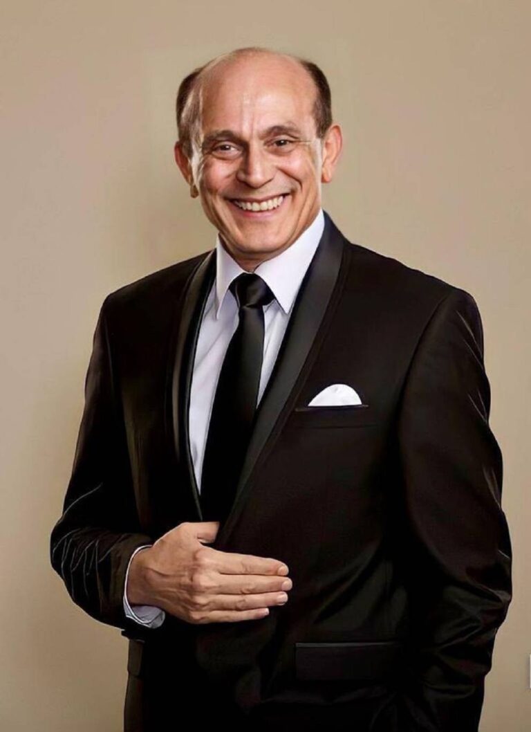 محمد صبحي يفتح خزانة ذكريات مشواره الفني ويكشف تفاصيل علاقته بزوجته الراحلة (فيديو)