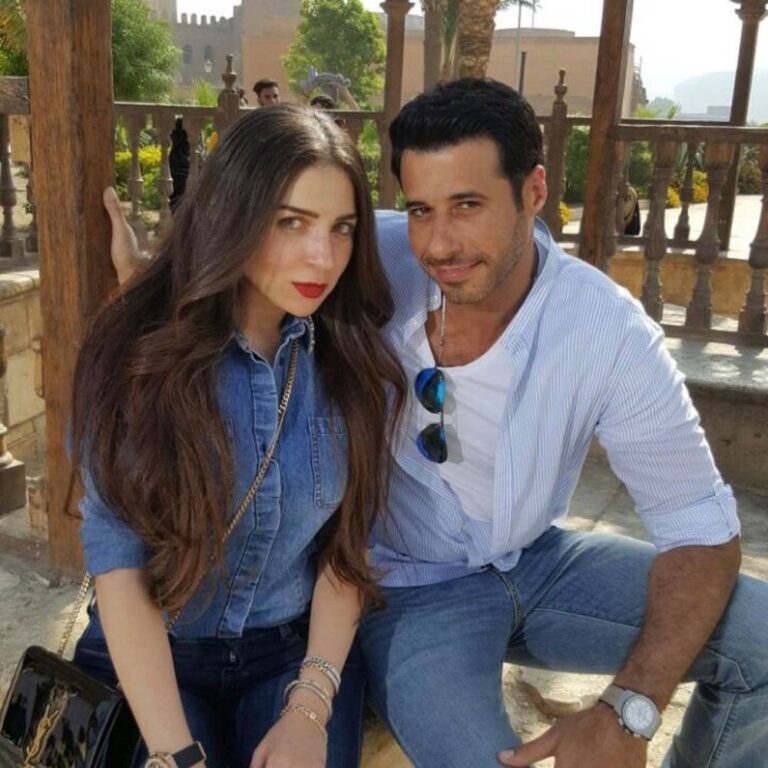 أحمد السعدني أول المهنّئين لمي عز الدين بزواجها