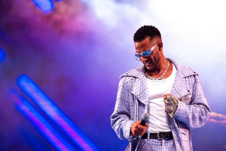 محمد رمضان يستحضر نصائح والده الراحل في أغنيته الجديدة (فيديو)