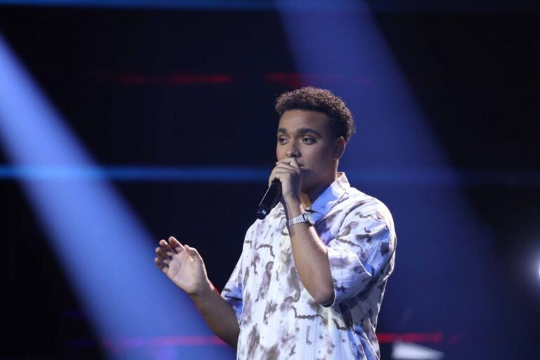 عائلة محمد فوزي تكذّب متسابق ”ذا فويس” وتتوعّده بالملاحقة القانونية