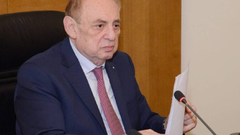 البستاني: الأميركيون أمهلوا لبنان.. وتسليم السلاح شرط!