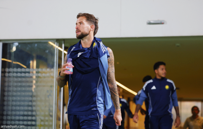 شد عضلي يبعد مارتينيز عن النصر