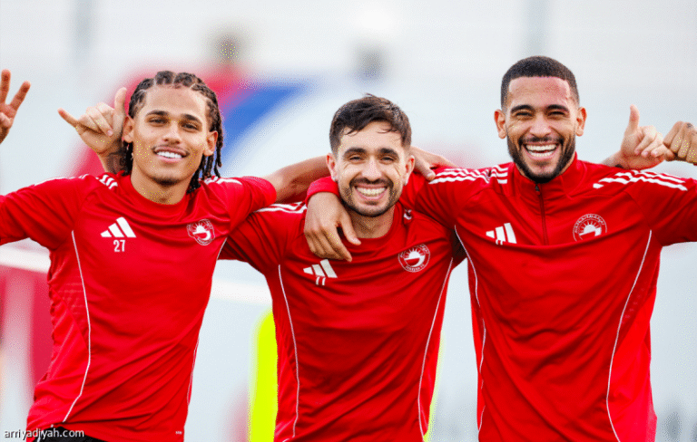 أجانب الشارقة.. كتيبة محترفين من 10 دول