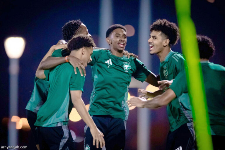 البدايات المونديالية.. الأخضر يستهدف الانتصار الثاني