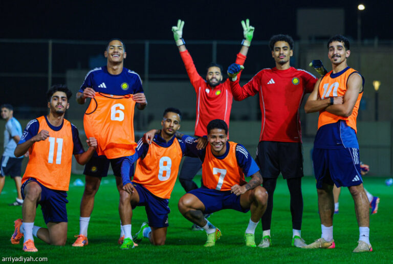 النصراويون يودّعون ملعب «الرمز» | صحيفة الرياضية