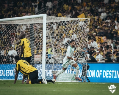 ديربي جدة أخضر.. الأهلي يخطف الاتحاد في ليلة محرز