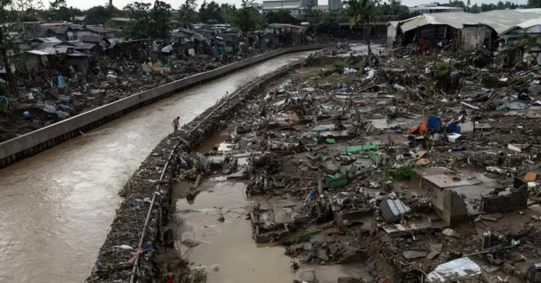 الفلبين..الإعصار كالمايجي يواصل حصد الضحايا وتدمير الممتلكات