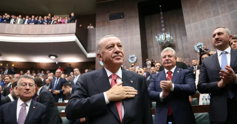 أردوغان يبشر بمرحلة جديدة من السلام مع حزب العمال الكردستاني