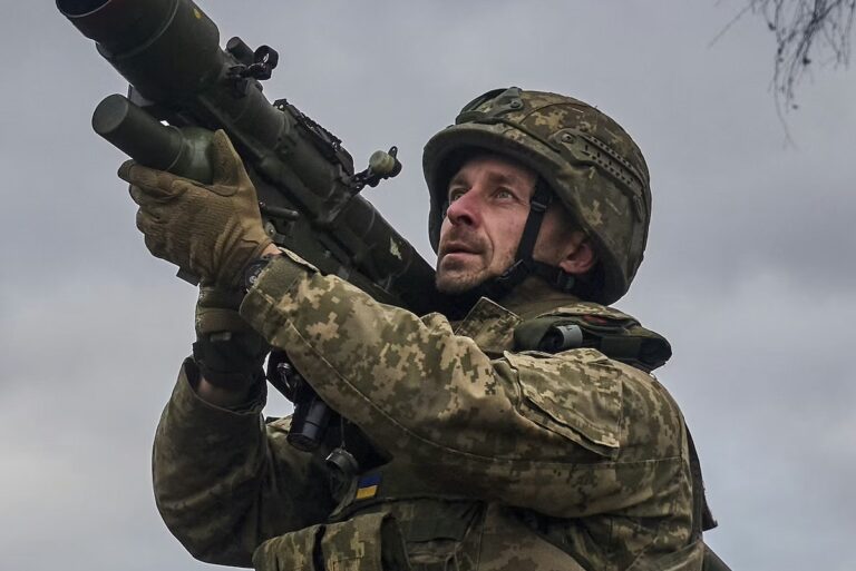 وتتحوط أوروبا بشأن تسليم الأصول الروسية المجمدة إلى أوكرانيا