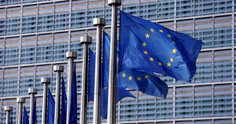 أمريكا هجمات ترامب على التعليم العالي تدفع الباحثين لأوروبا