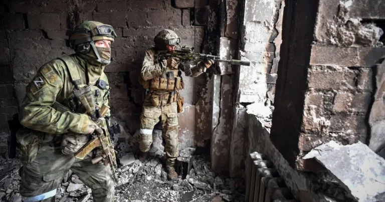 كيف حولت روسيا استراتيجيتها العسكرية في أوكرانيا؟