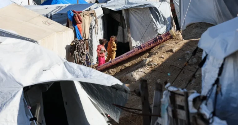 ضغط أميركي لبدء المرحلة الثانية من اتفاق غزة