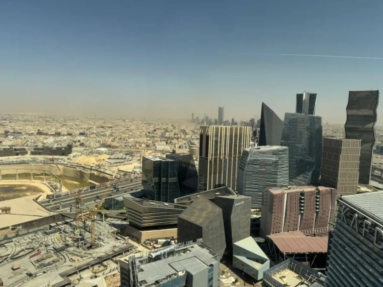 نمو النشاط التجاري السعودي غير النفطي بأسرع وتيرة في 10 أشهر خلال نوفمبر