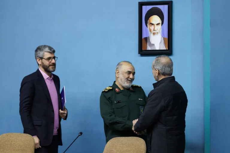 «إكس» تكشف عن «الإنترنت الخاص» لكبار المسؤولين الإيرانيين