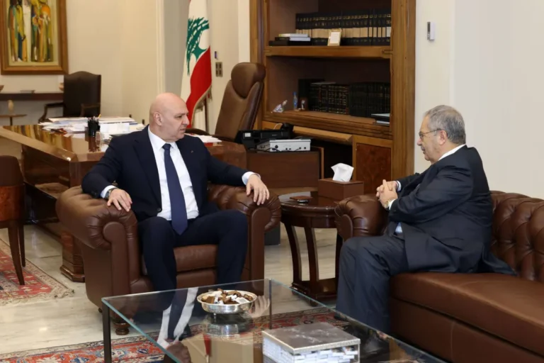 الرئيس اللبناني يؤكد مجدداً: التفاوض بديل الحرب