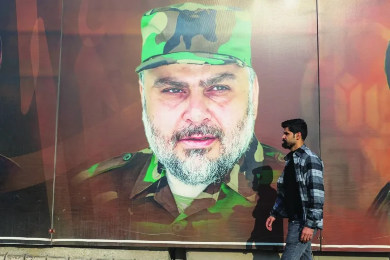الصدر يجمّد جناحه العسكري في محافظتين بالعراق