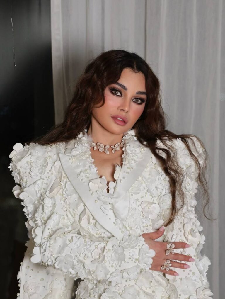 هيفاء وهبي تكسب معركتها ضد نقابة الموسيقيين في مصر