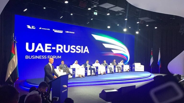 وزير الصناعة الروسي: التبادل التجاري مع الإمارات تجاوز 9 مليارات دولار