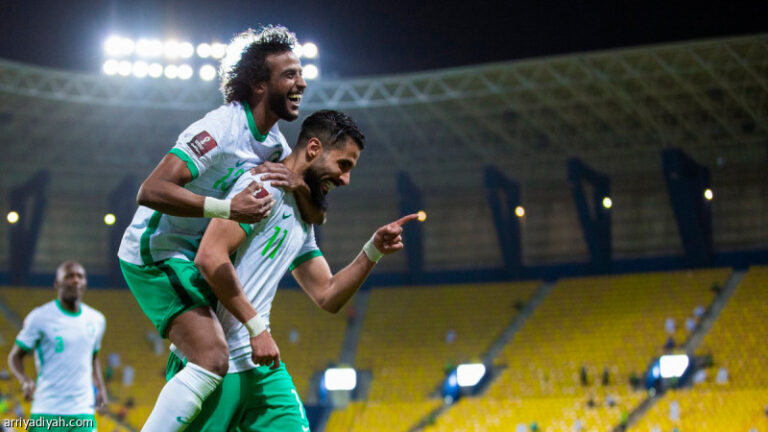 تاريخيًا.. الأخضر لا يخسر مواجهات فلسطين