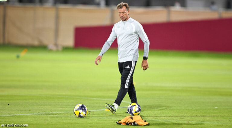 قبل الأردن.. رينارد يخفي الأخضر