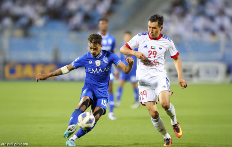 الهلال يواجه الشارقة في غياب الدوليين