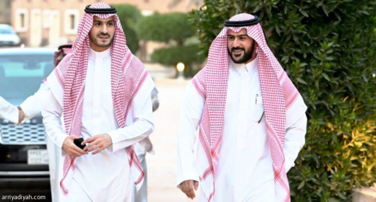 مصدر شبابي لـ«الرياضية»: المطالب المالية أبعدت الإدارة