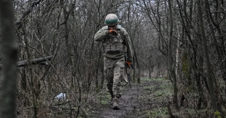 شروط أميركية لكييف.. و”حصان طروادة” هاجس أوروبي في خطة ترمب