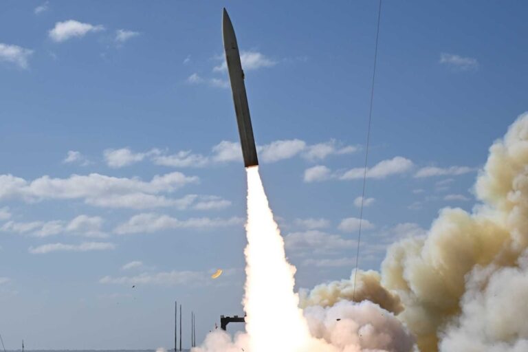 النسر المظلم: الولايات المتحدة التي تفوق سرعتها سرعة الصوت لا توجد رصاصة فضية ضد الصين