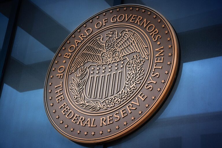 الحلم بعيد المنال المتمثل في أسعار الفائدة الأمريكية المنخفضة للغاية