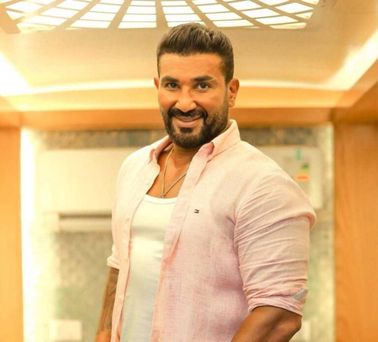 شاعر مصري يتهم أحمد سعد بسرقة لحن أغنيته