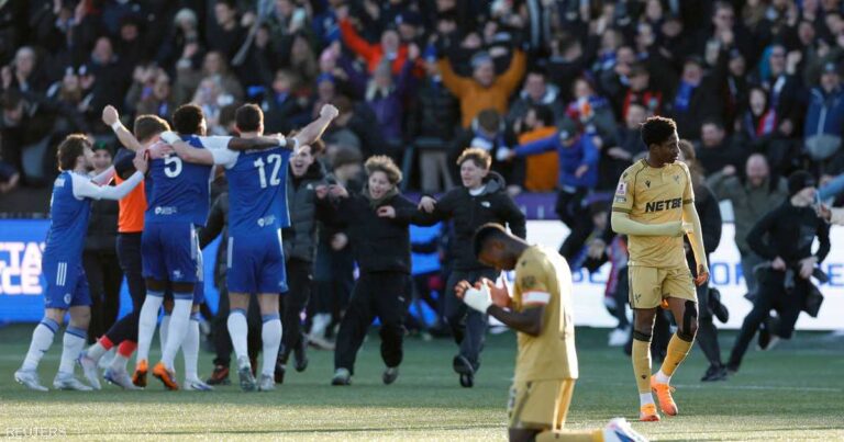 كأس إنجلترا.. خروج حامل اللقب أمام فريق من الدرجة السادسة