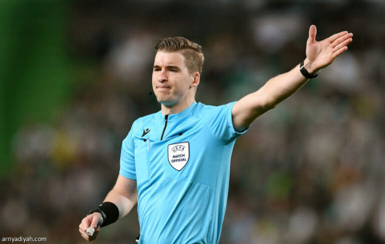 «ديربي الرياض» يسجل حضور ليتكسييه الأول