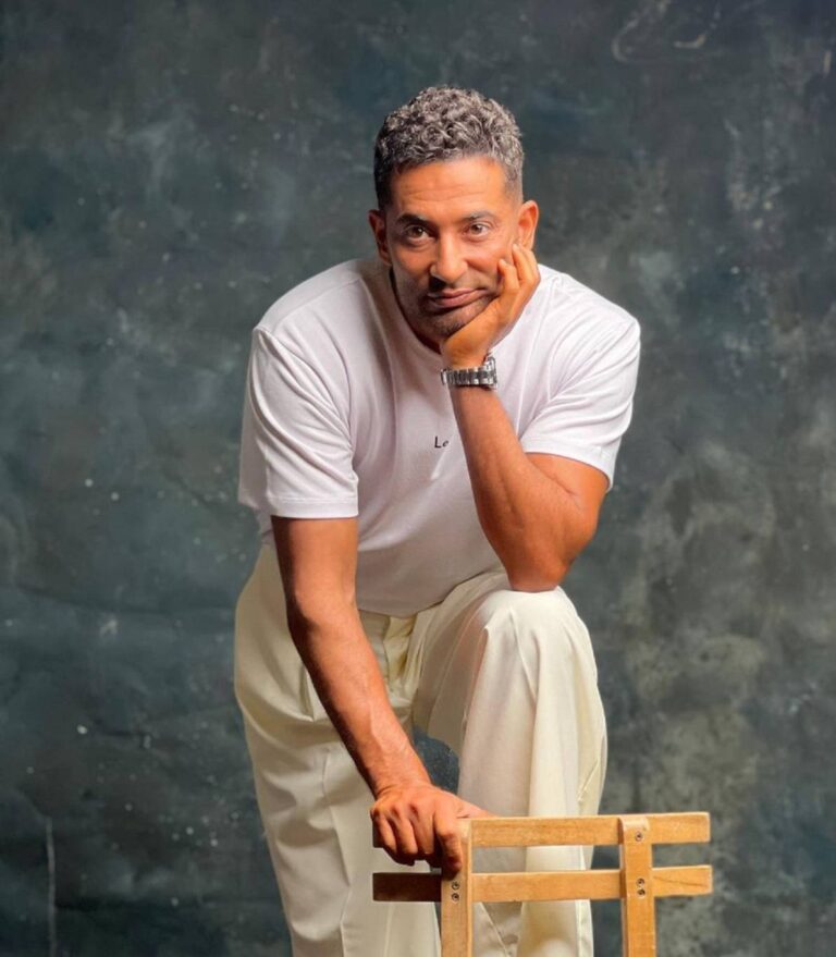 عمرو سعد يفجّر مفاجأة عن زواج منة شلبي (فيديو)