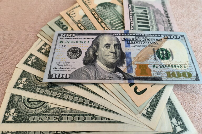 بقيادة السعودية.. طروحات الشرق الأوسط تجمع 700 مليون دولار